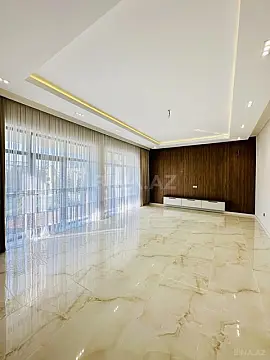 Satılır 4 otaqlı həyət evi 180 m²