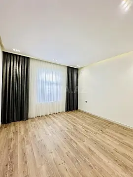 Satılır 4 otaqlı həyət evi 180 m²