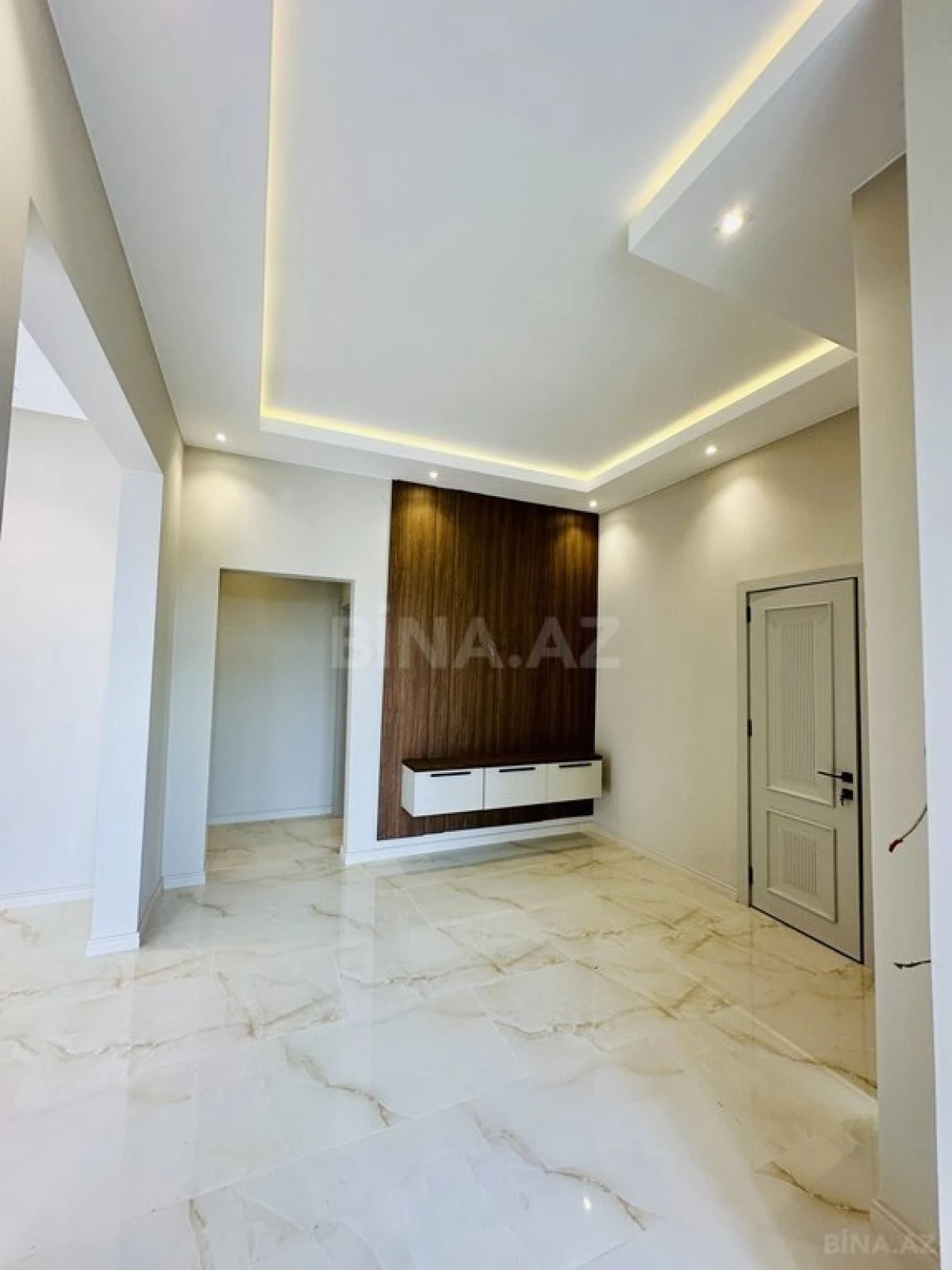 Satılır 4 otaqlı həyət evi 180 m²