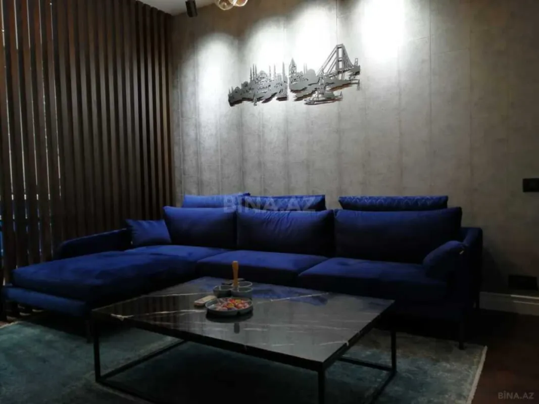 Kirayə verilir 2 otaqlı mənzil 70 m²