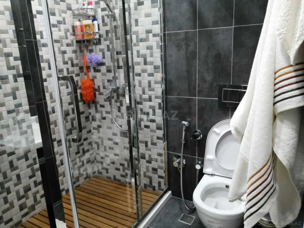 Kirayə verilir 2 otaqlı mənzil 70 m²