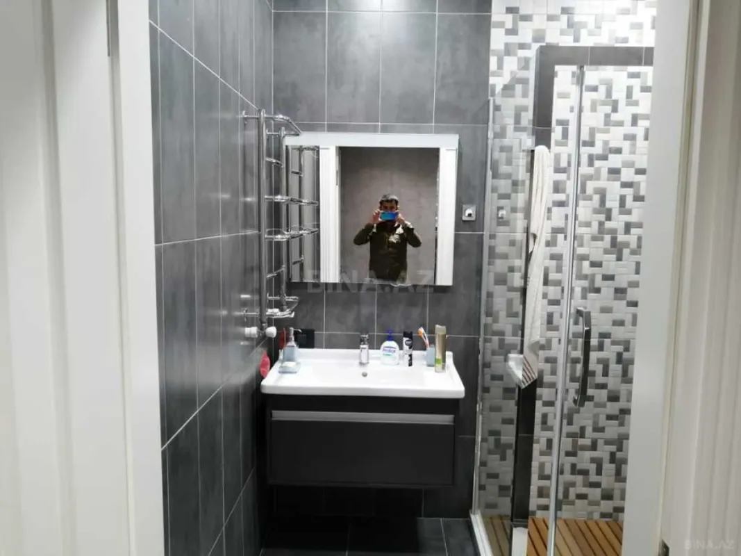 Kirayə verilir 2 otaqlı mənzil 70 m²