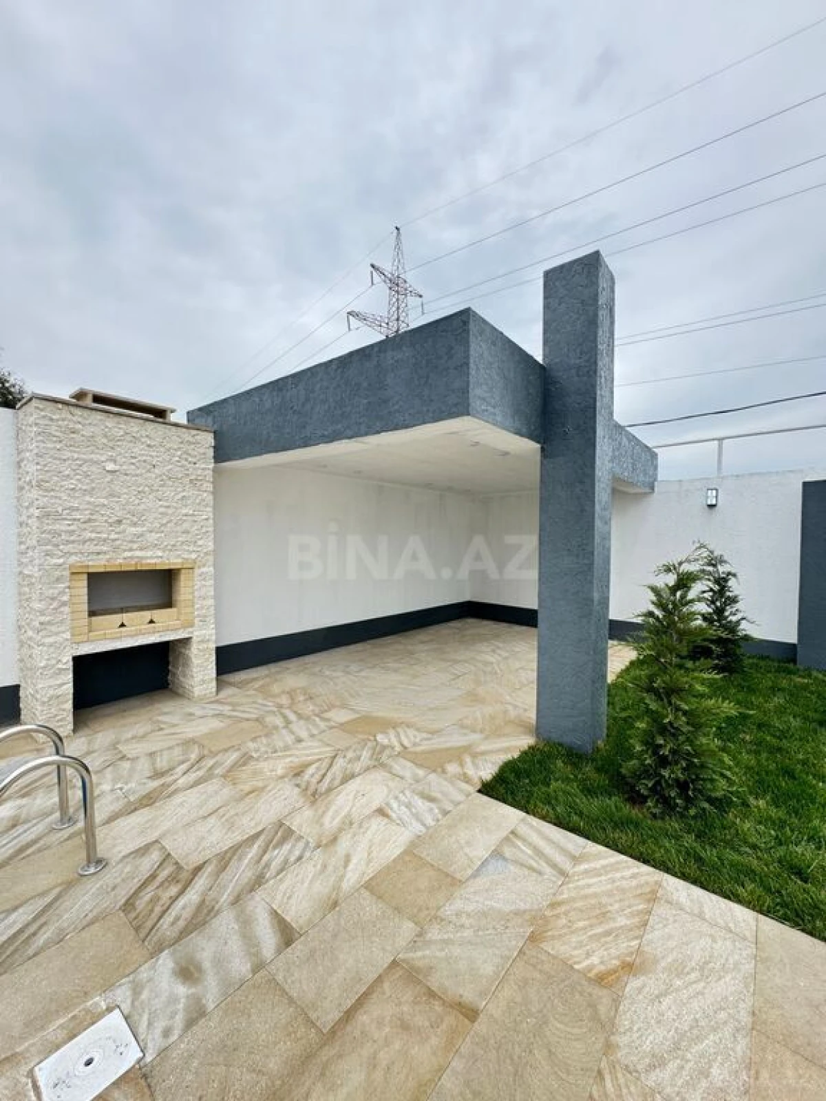 Satılır 4 otaqlı həyət evi 170 m²