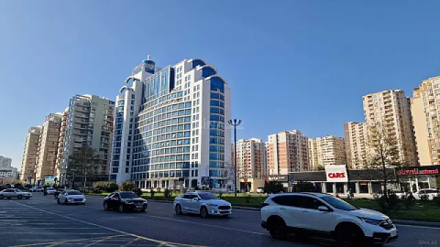 Satılır 3 otaqlı mənzil 140 m² — Bakı, Nizami 3 otaq 140.00 m²