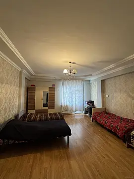 Kirayə verilir 2 otaqlı mənzil 68 m²