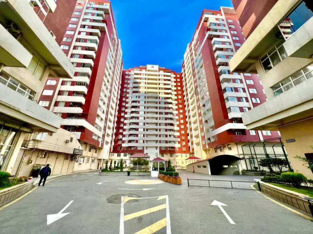 Satılır 3 otaqlı mənzil 104 m²