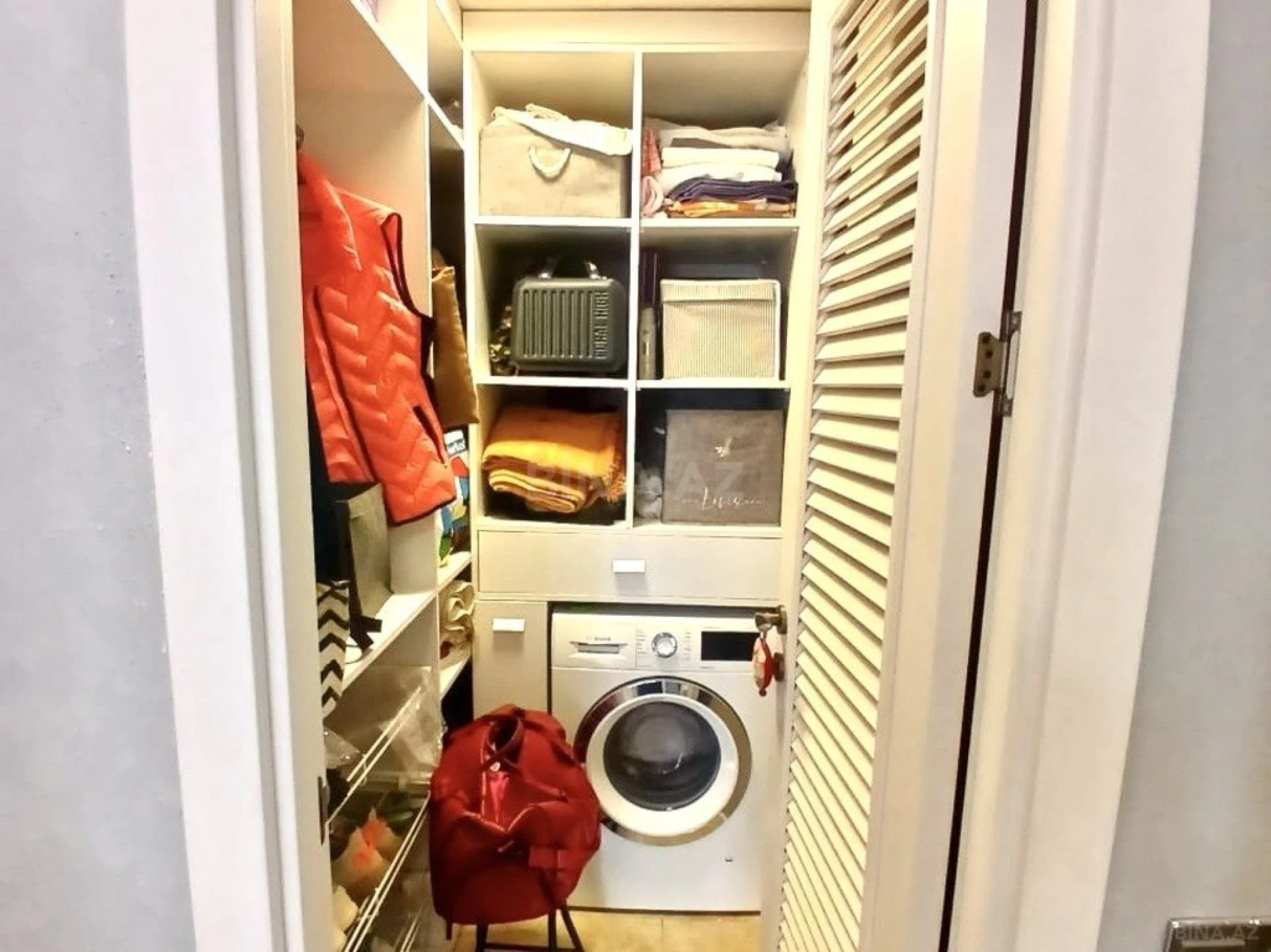 Satılır 3 otaqlı mənzil 104 m²