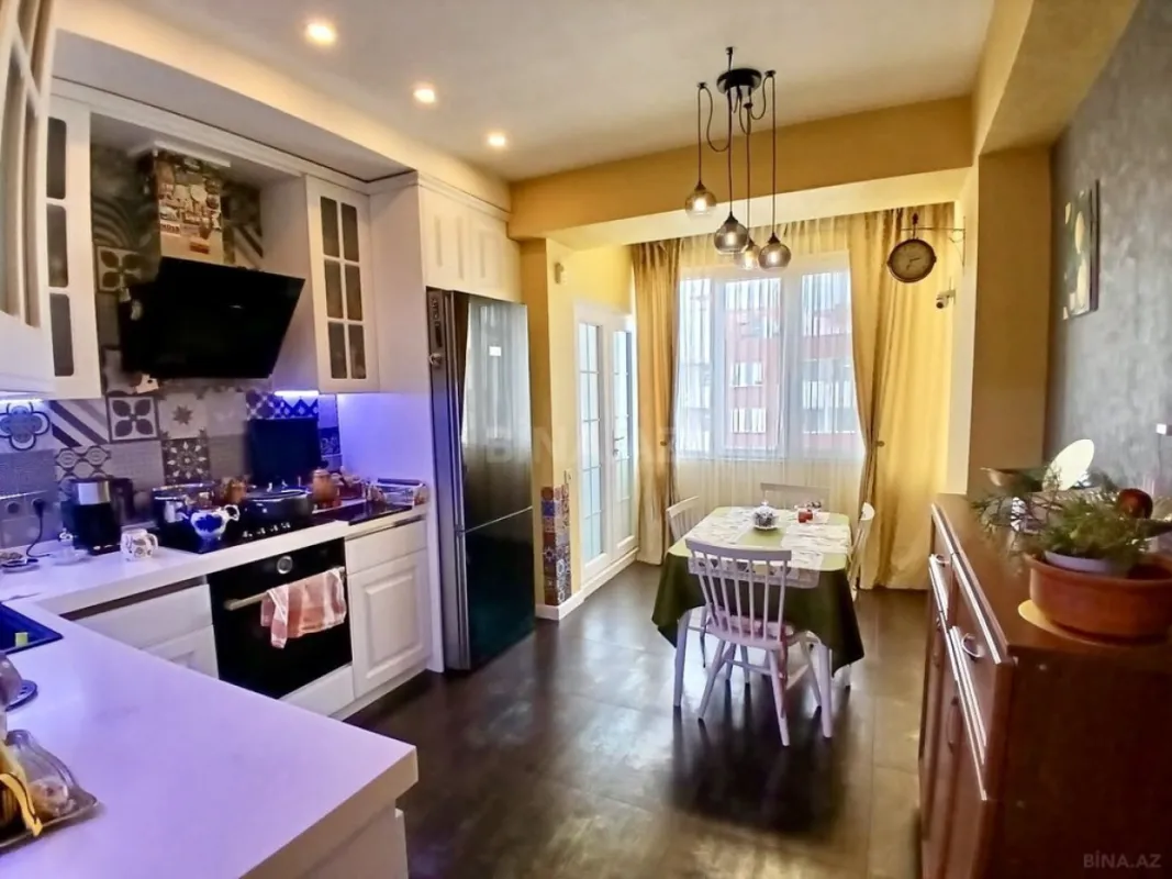 Satılır 3 otaqlı mənzil 104 m²