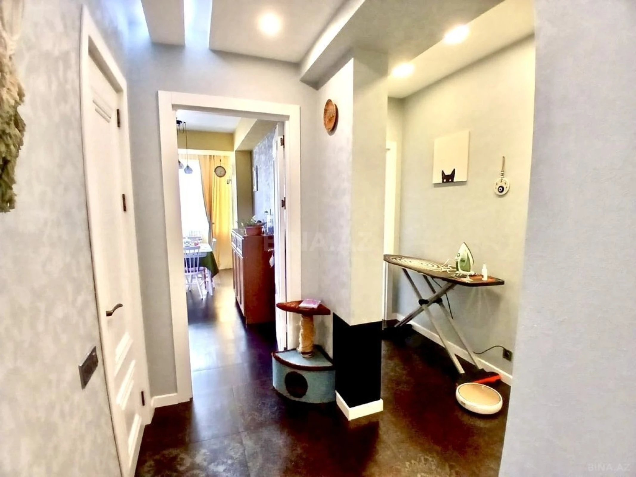 Satılır 3 otaqlı mənzil 104 m²