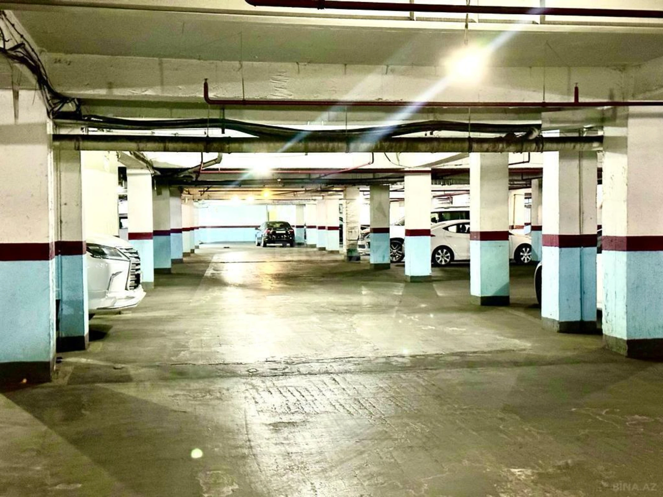 Satılır 3 otaqlı mənzil 104 m²