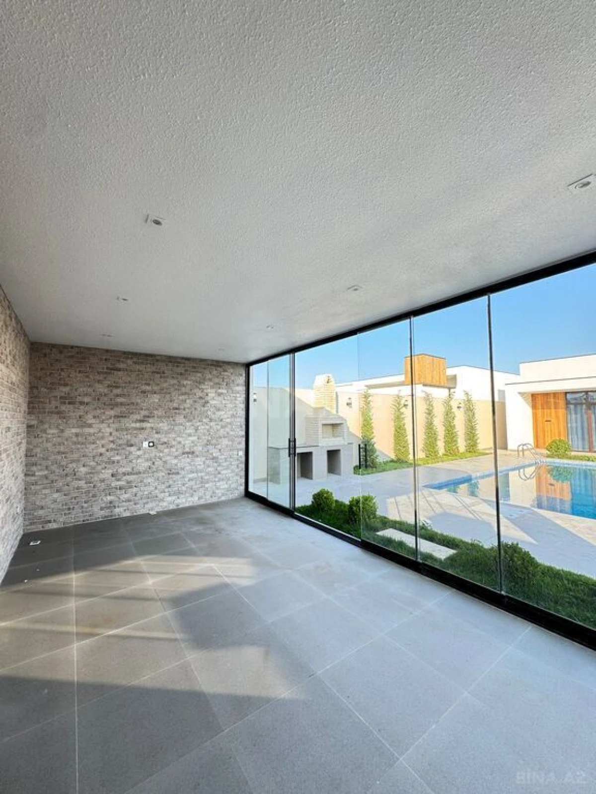 Satılır 4 otaqlı həyət evi 190 m²