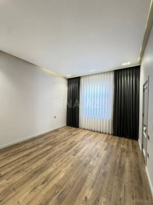 Satılır 4 otaqlı həyət evi 190 m²