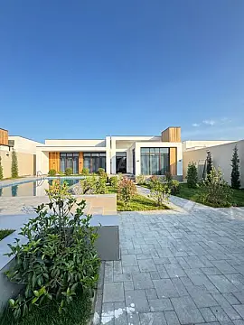 Satılır 4 otaqlı həyət evi 190 m²