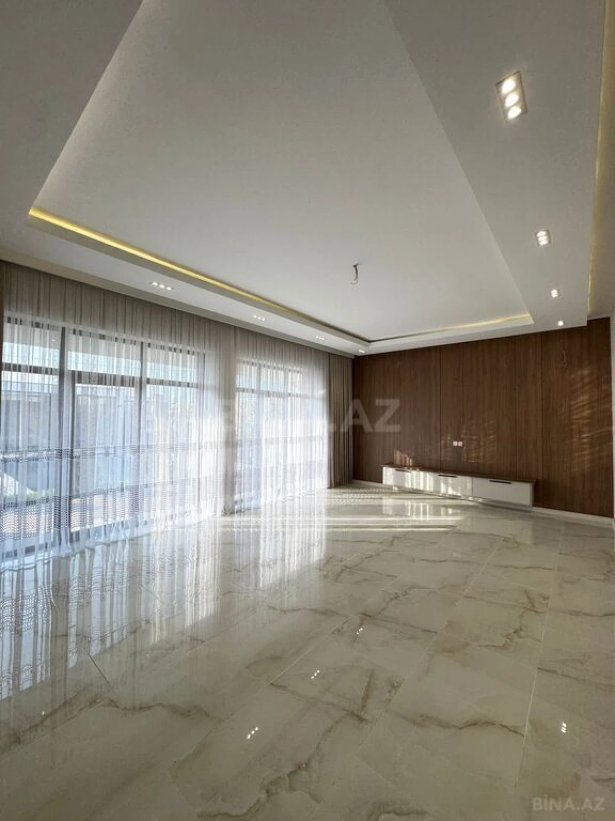 Satılır 4 otaqlı həyət evi 190 m²