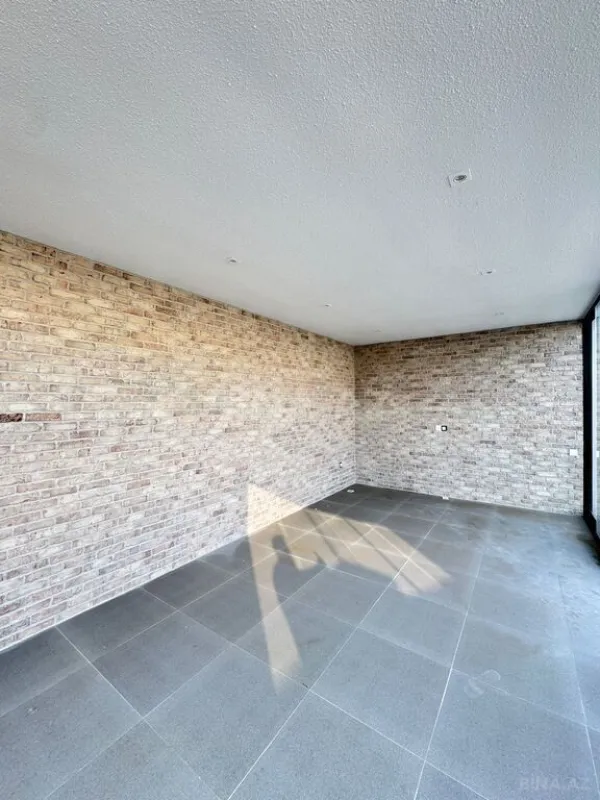 Satılır 4 otaqlı həyət evi 190 m²