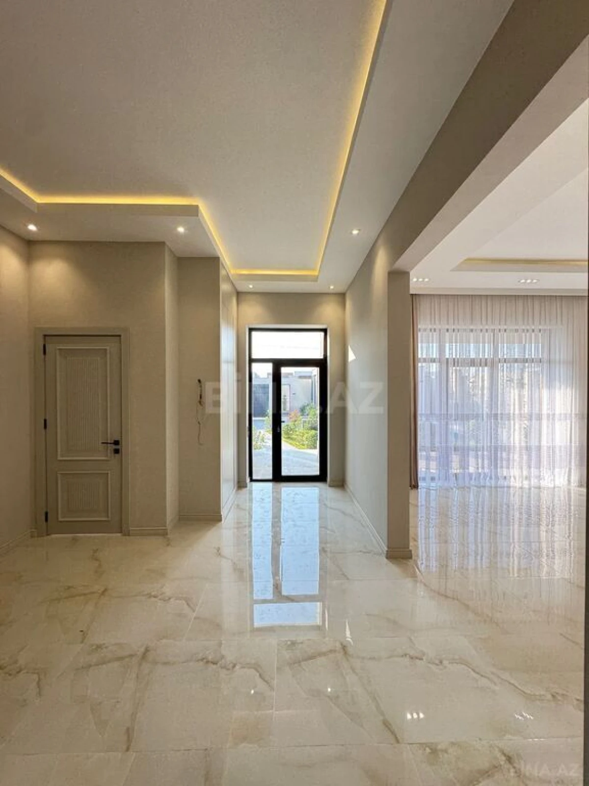 Satılır 4 otaqlı həyət evi 190 m²