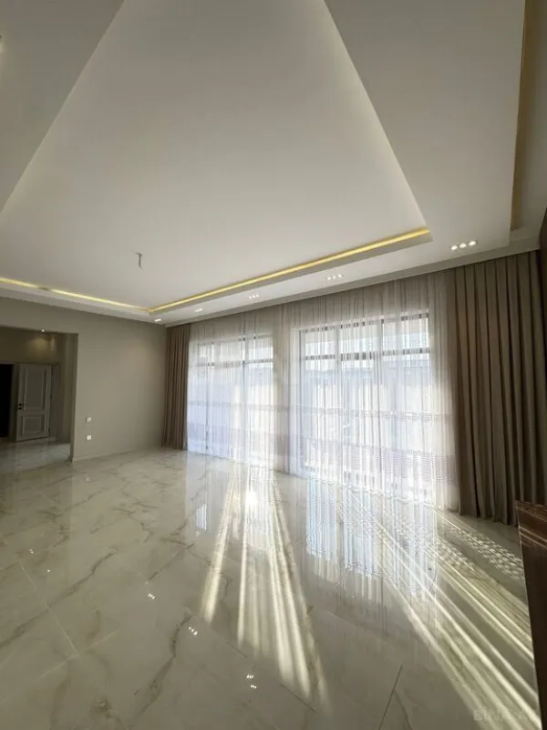 Satılır 4 otaqlı həyət evi 190 m²