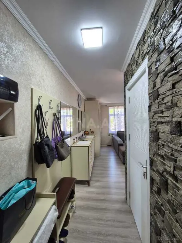 Satılır 1 otaqlı mənzil 35 m²