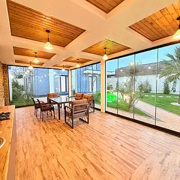 Kirayə verilir 5 otaqlı həyət evi 360 m²