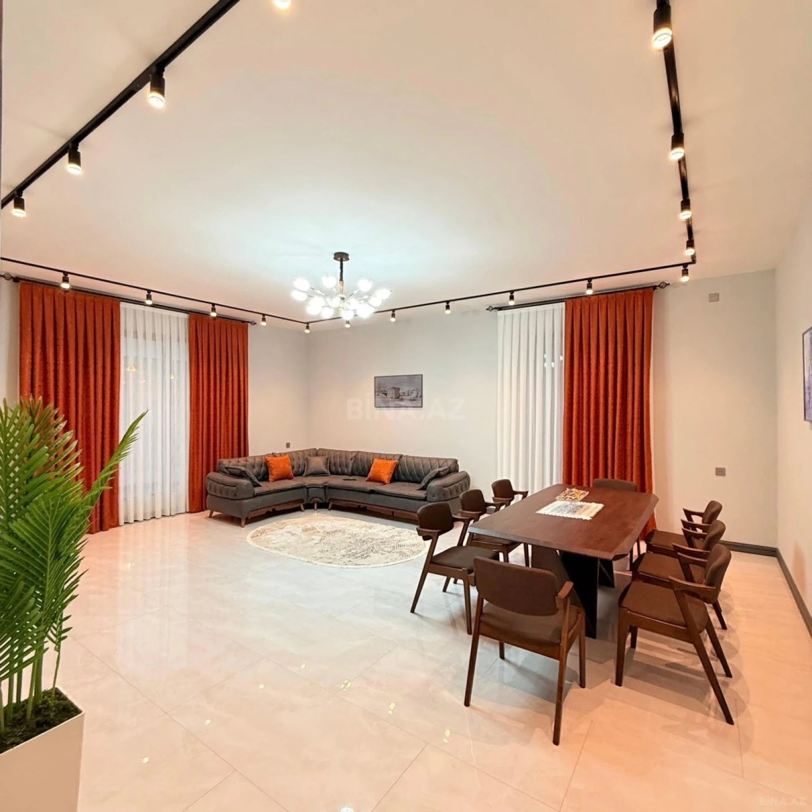 Kirayə verilir 5 otaqlı həyət evi 360 m²