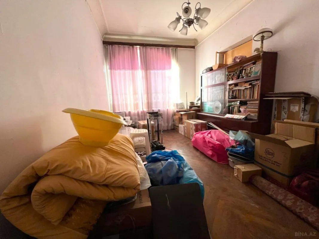Satılır 3 otaqlı mənzil 105 m²