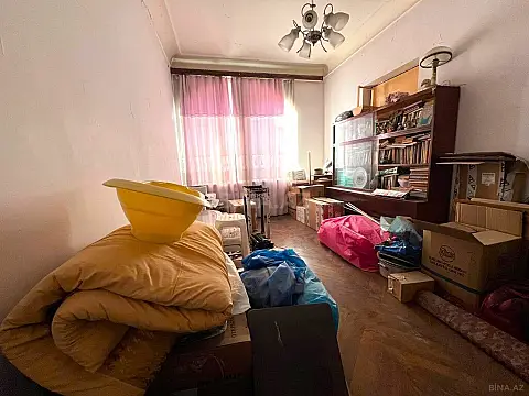 Satılır 3 otaqlı mənzil 105 m²