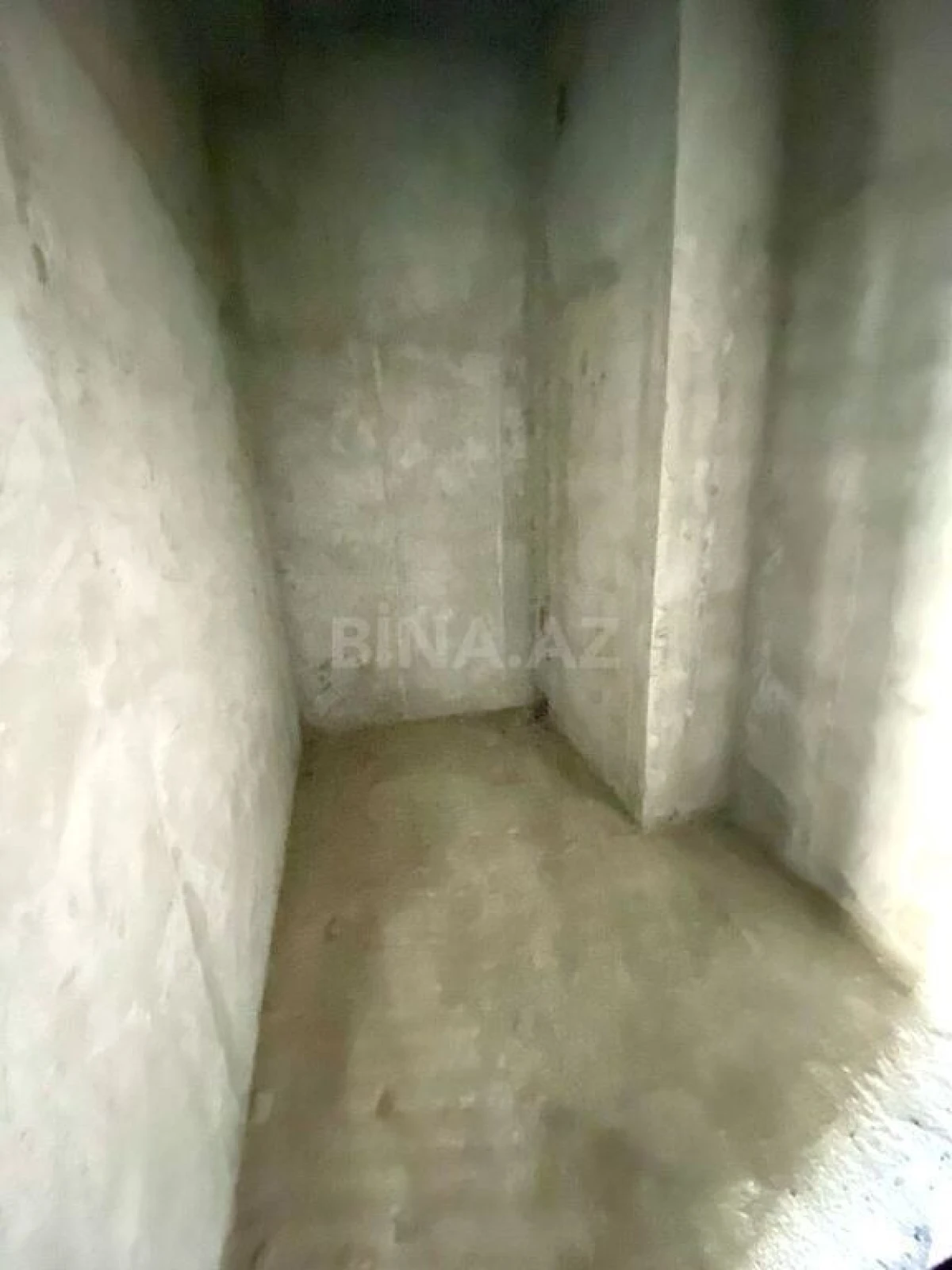 Satılır 3 otaqlı mənzil 160 m²