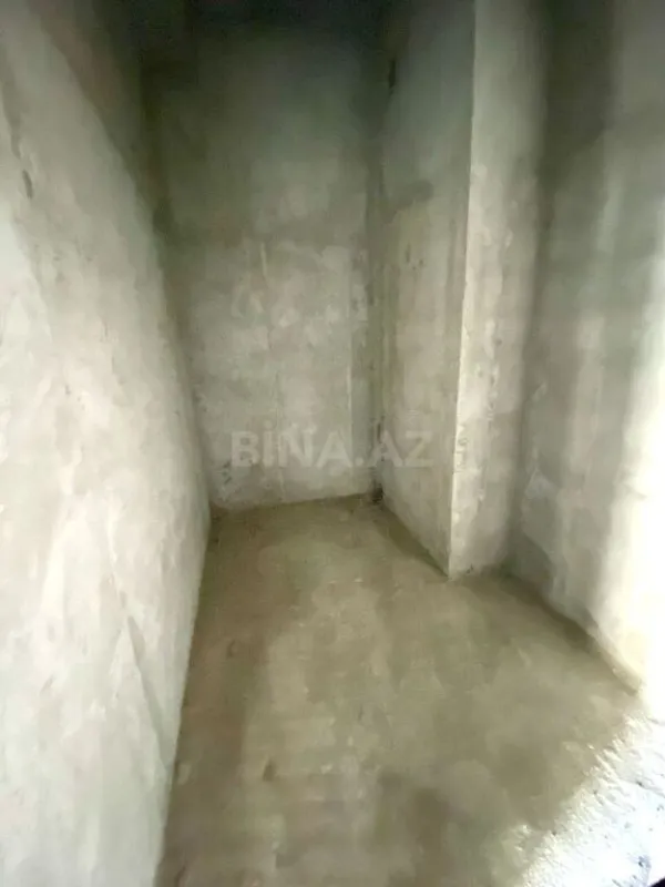 Satılır 3 otaqlı mənzil 160 m²