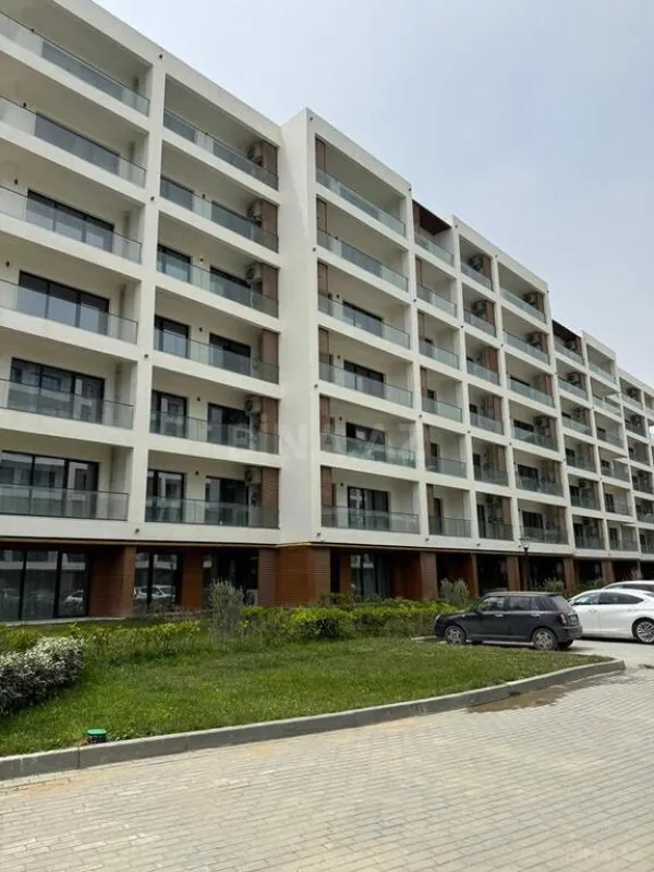 Satılır 3 otaqlı mənzil 160 m²