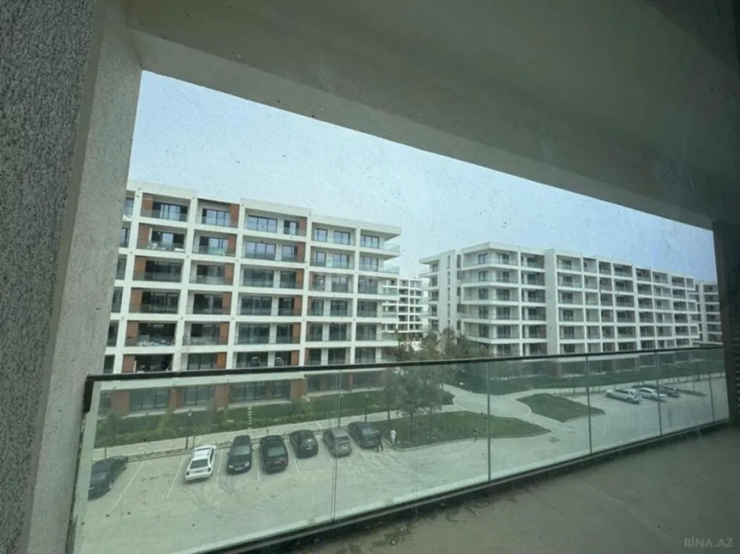 Satılır 3 otaqlı mənzil 160 m²