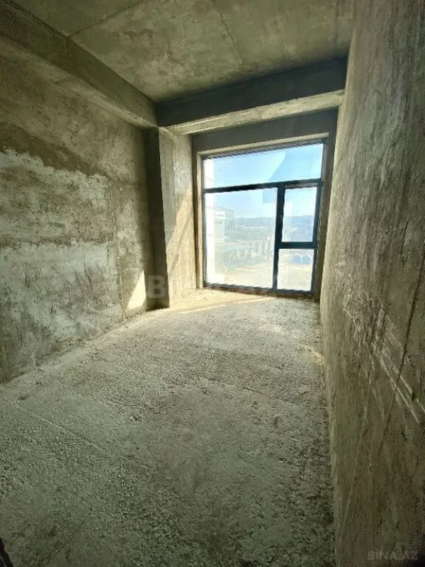 Satılır 3 otaqlı mənzil 160 m²