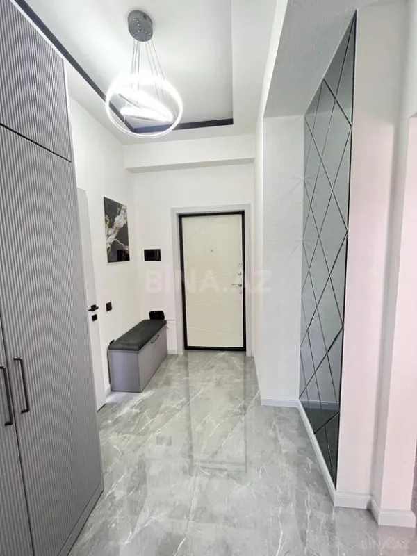 Kirayə verilir 2 otaqlı mənzil 70 m²