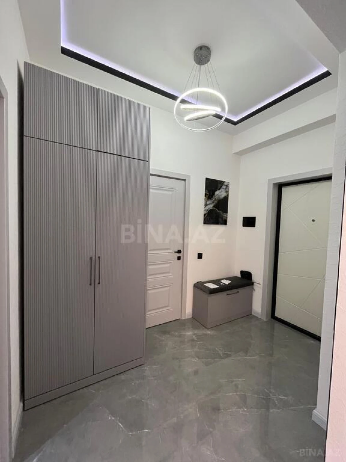 Kirayə verilir 2 otaqlı mənzil 70 m²