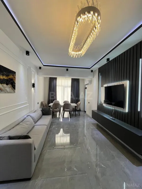 Kirayə verilir 2 otaqlı mənzil 70 m²