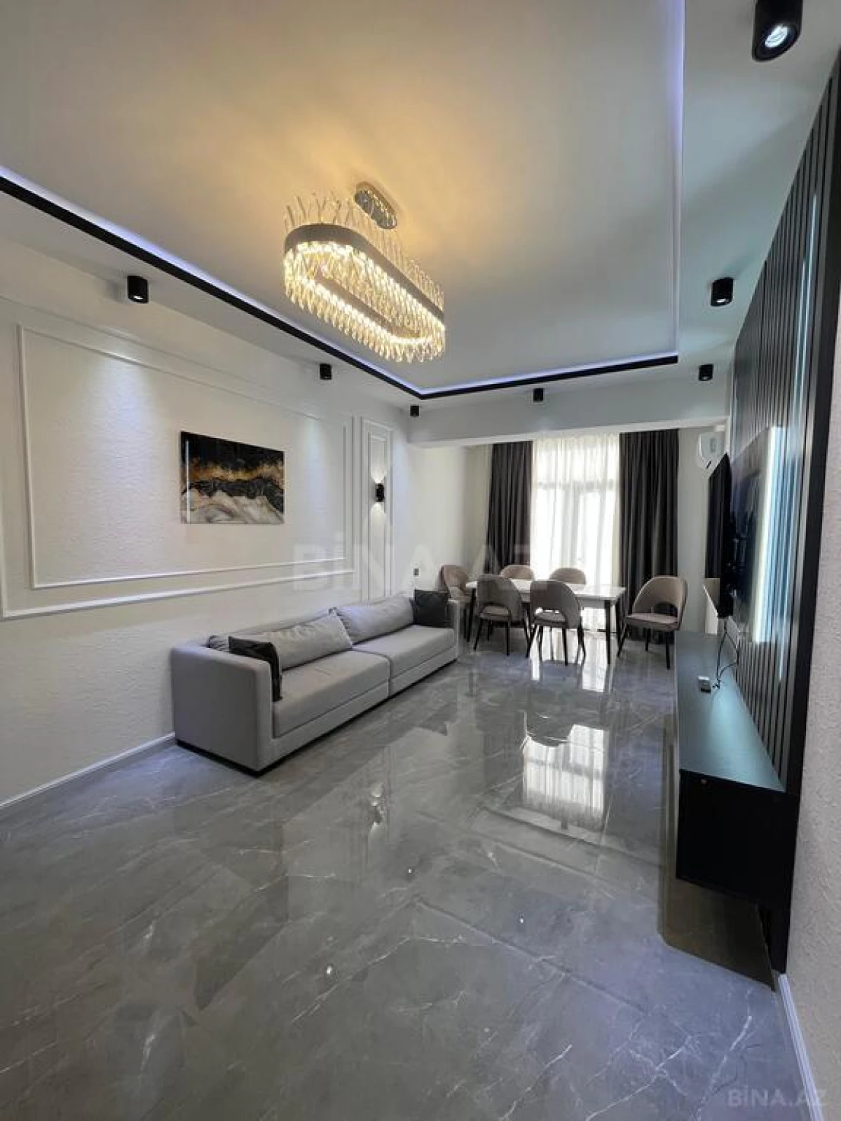 Kirayə verilir 2 otaqlı mənzil 70 m²