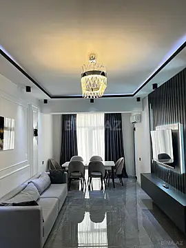 Kirayə verilir 2 otaqlı mənzil 70 m²