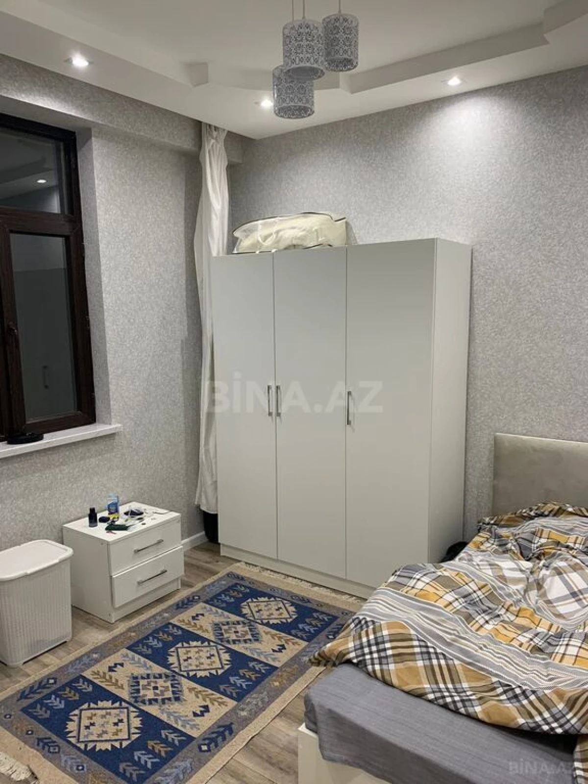 Kirayə verilir 4 otaqlı mənzil 100 m²