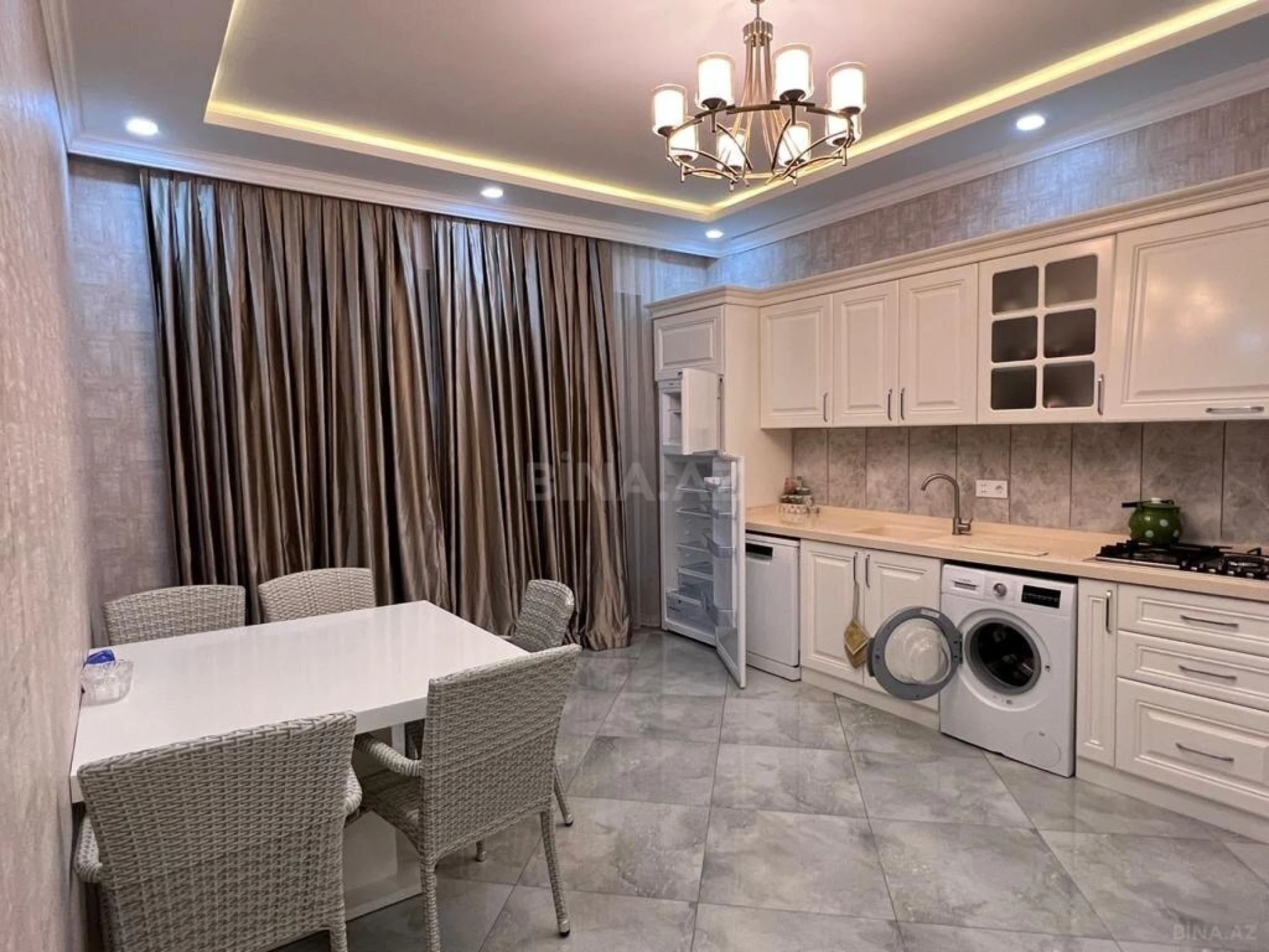 Kirayə verilir 4 otaqlı həyət evi 200 m²