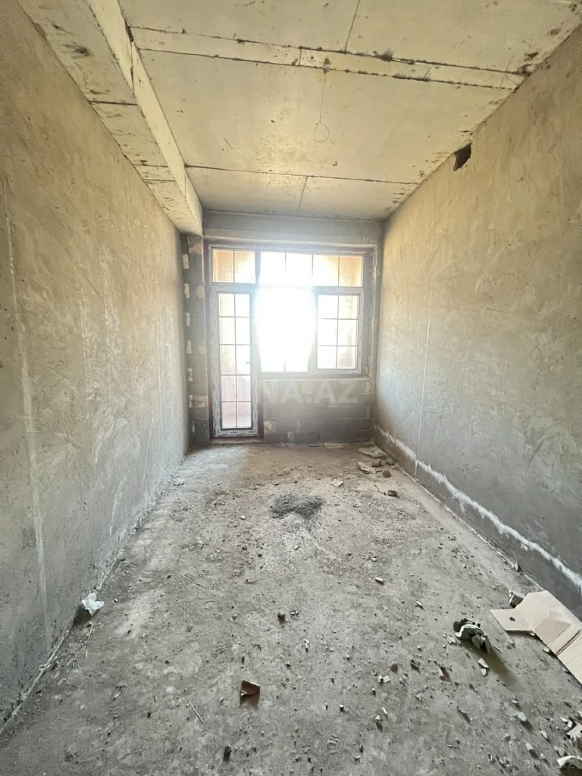 Satılır 3 otaqlı mənzil 142.5 m²