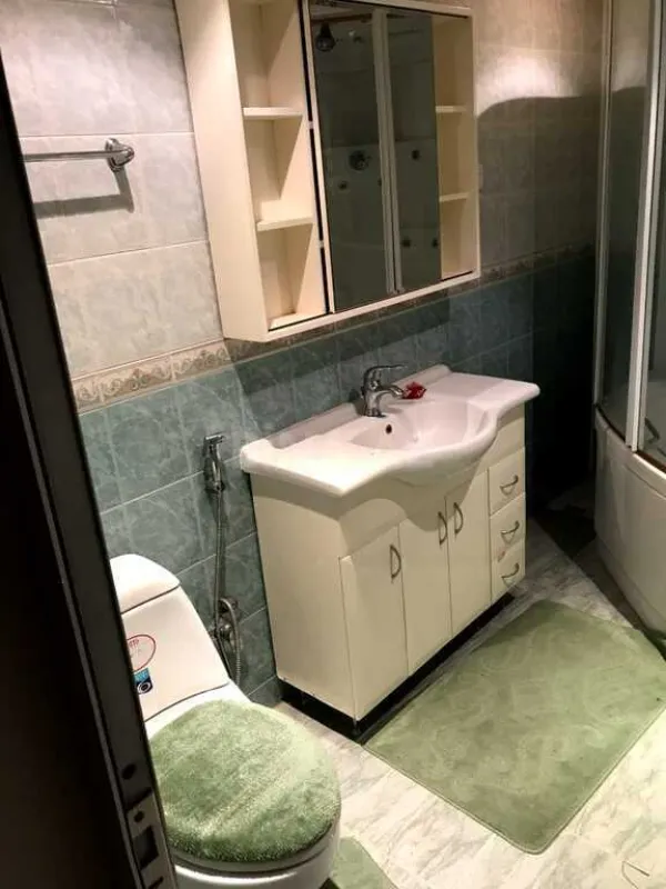 Satılır 6 otaqlı həyət evi 250 m²