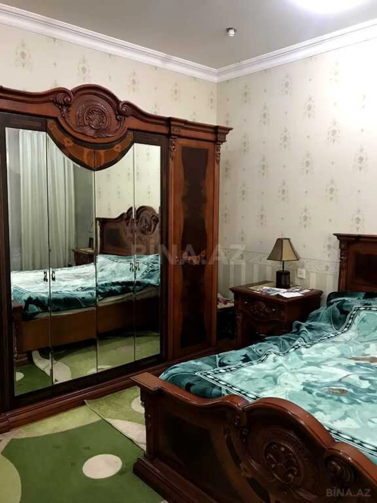 Satılır 6 otaqlı həyət evi 250 m²