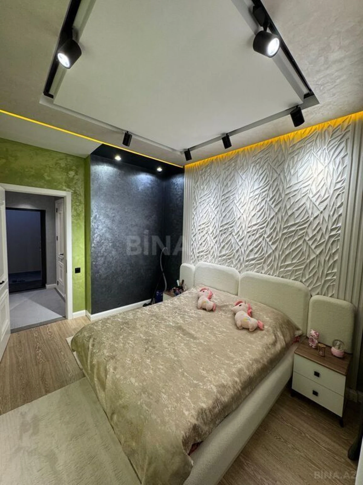 Satılır 2 otaqlı mənzil 52 m²