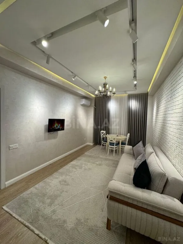Satılır 2 otaqlı mənzil 52 m²