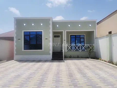 Satılır 4 otaqlı həyət evi 130 m² — Bakı 4 otaq 130.00 m²