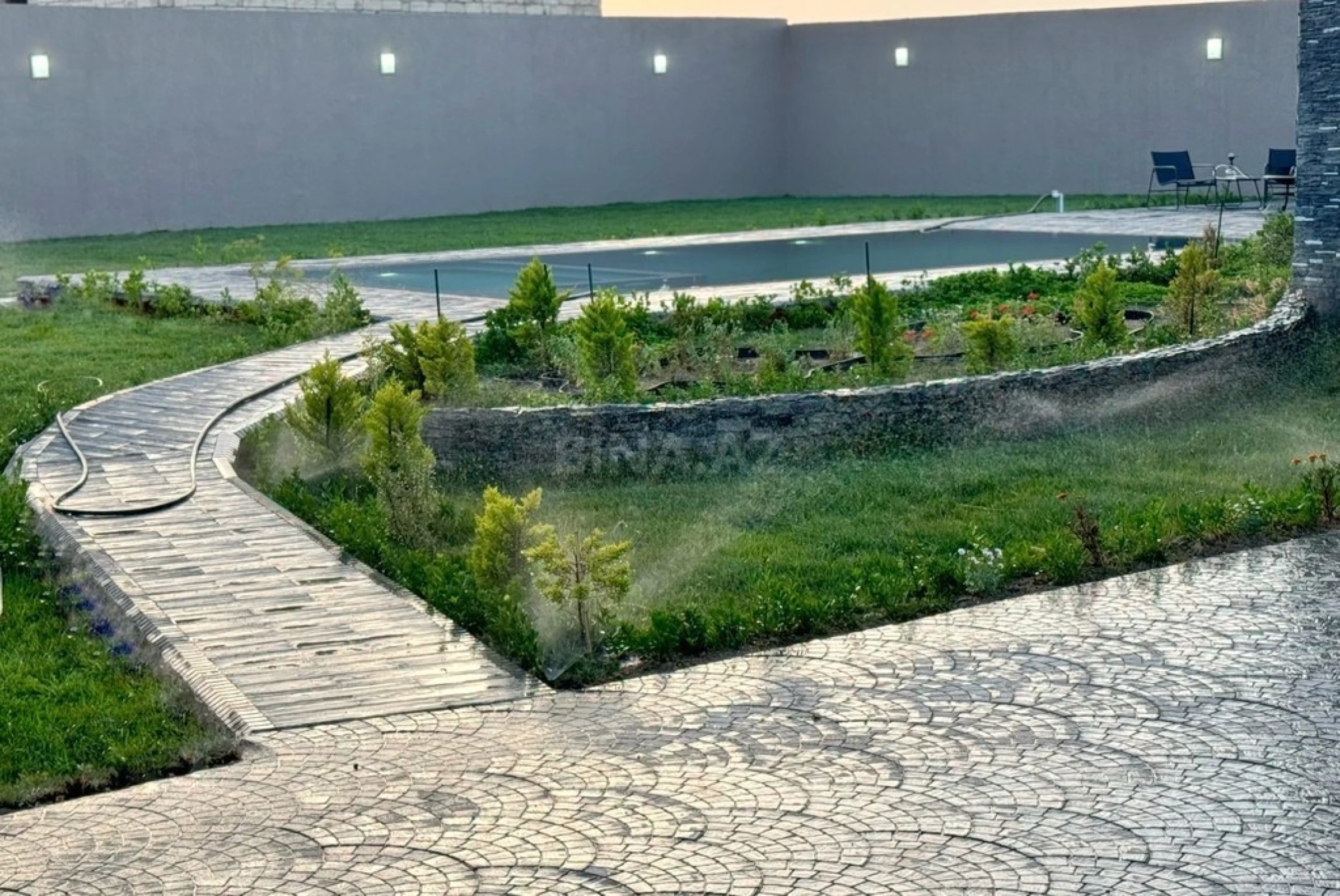 Satılır 7 otaqlı həyət evi 607 m²