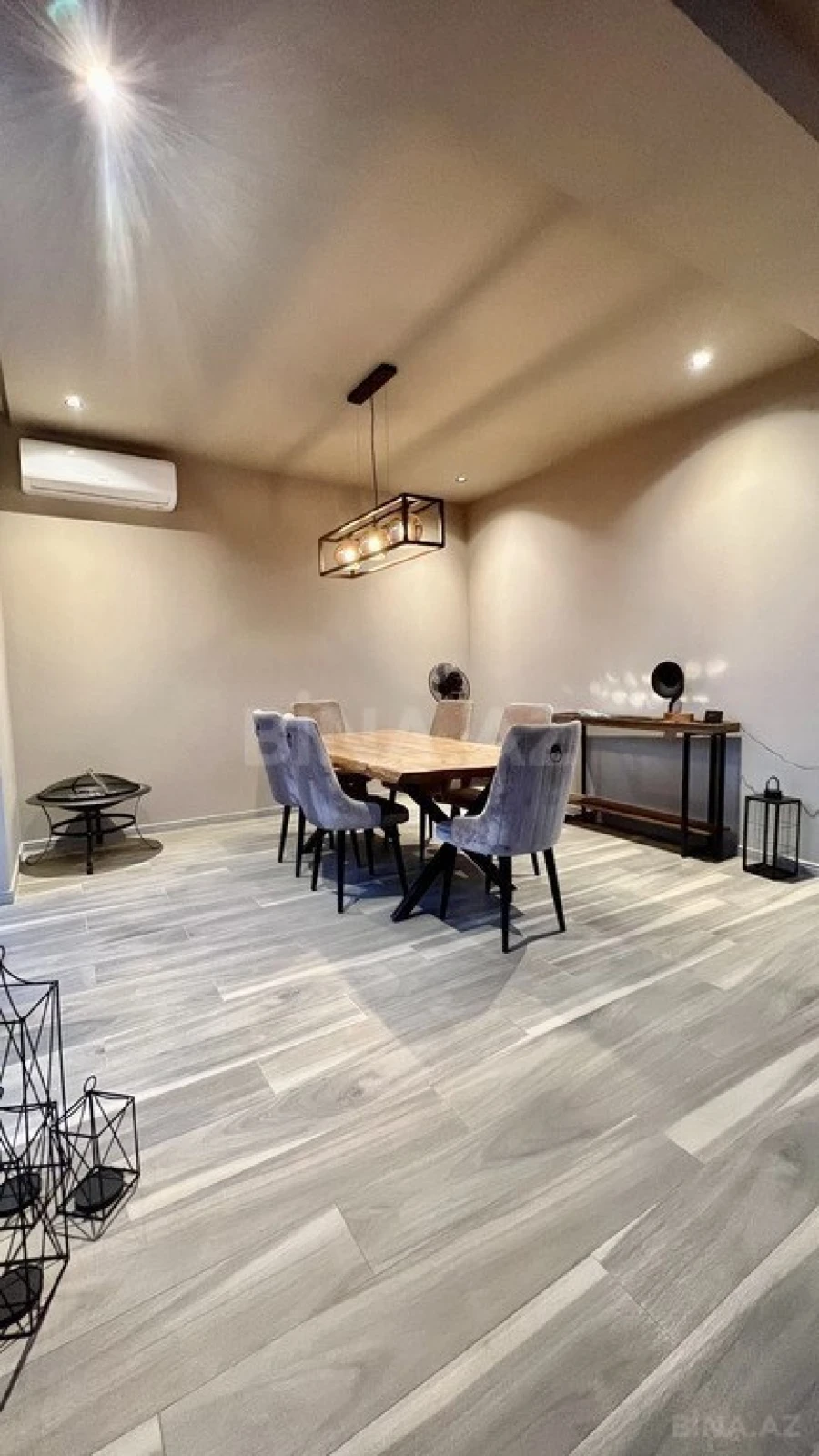 Satılır 7 otaqlı həyət evi 607 m²