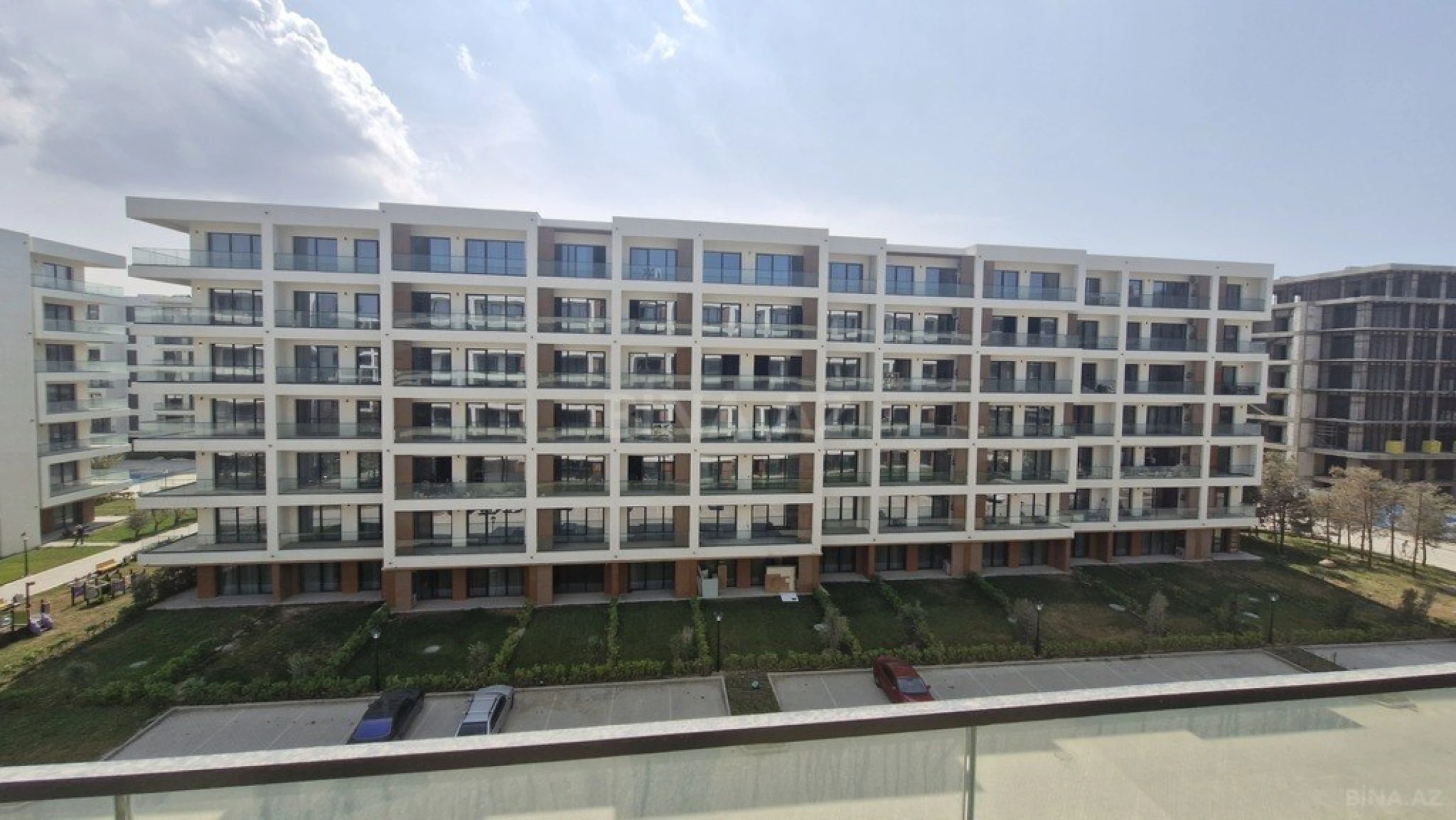 Satılır 1 otaqlı mənzil 59 m²