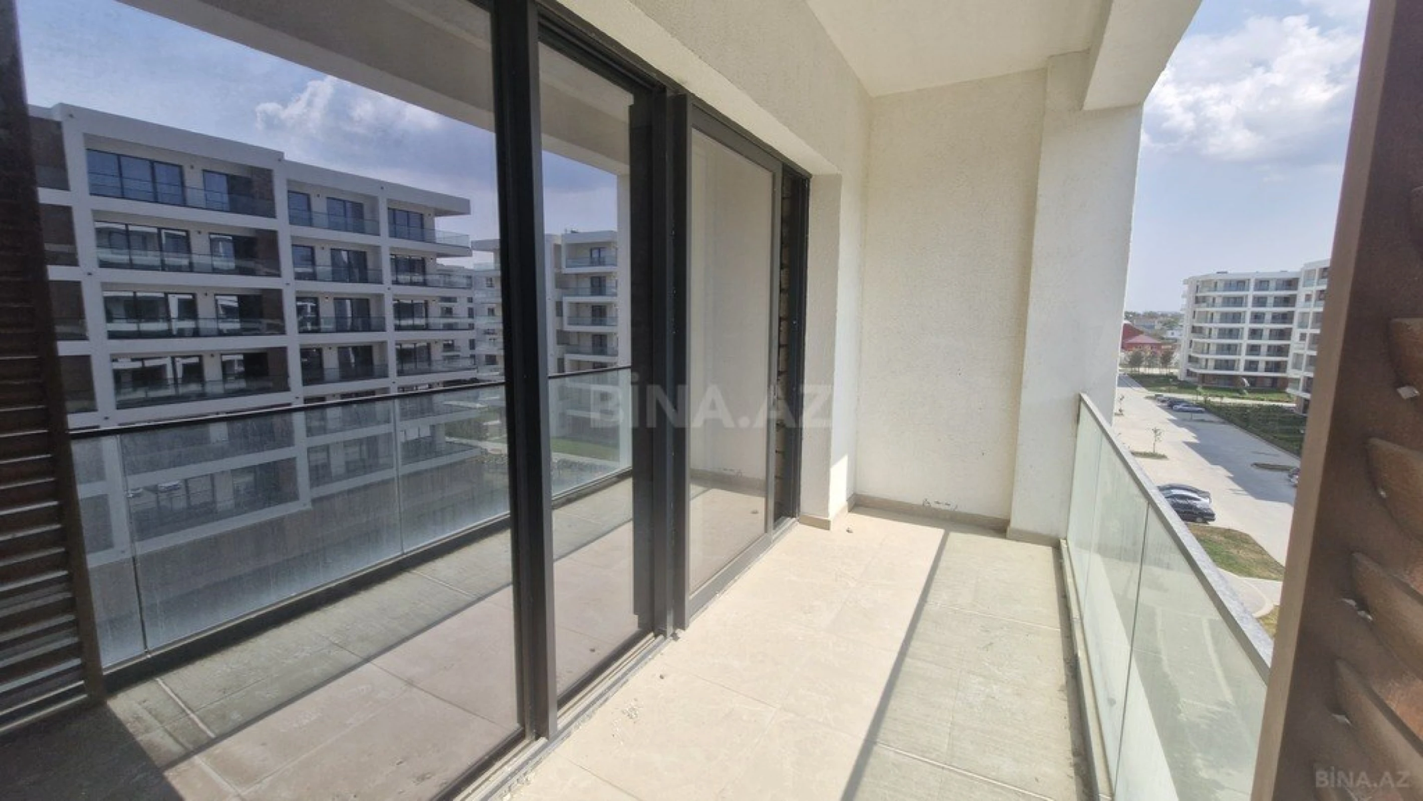 Satılır 1 otaqlı mənzil 59 m²