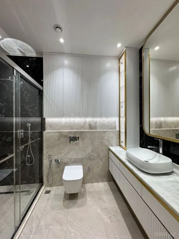 Satılır 4 otaqlı mənzil 280 m²