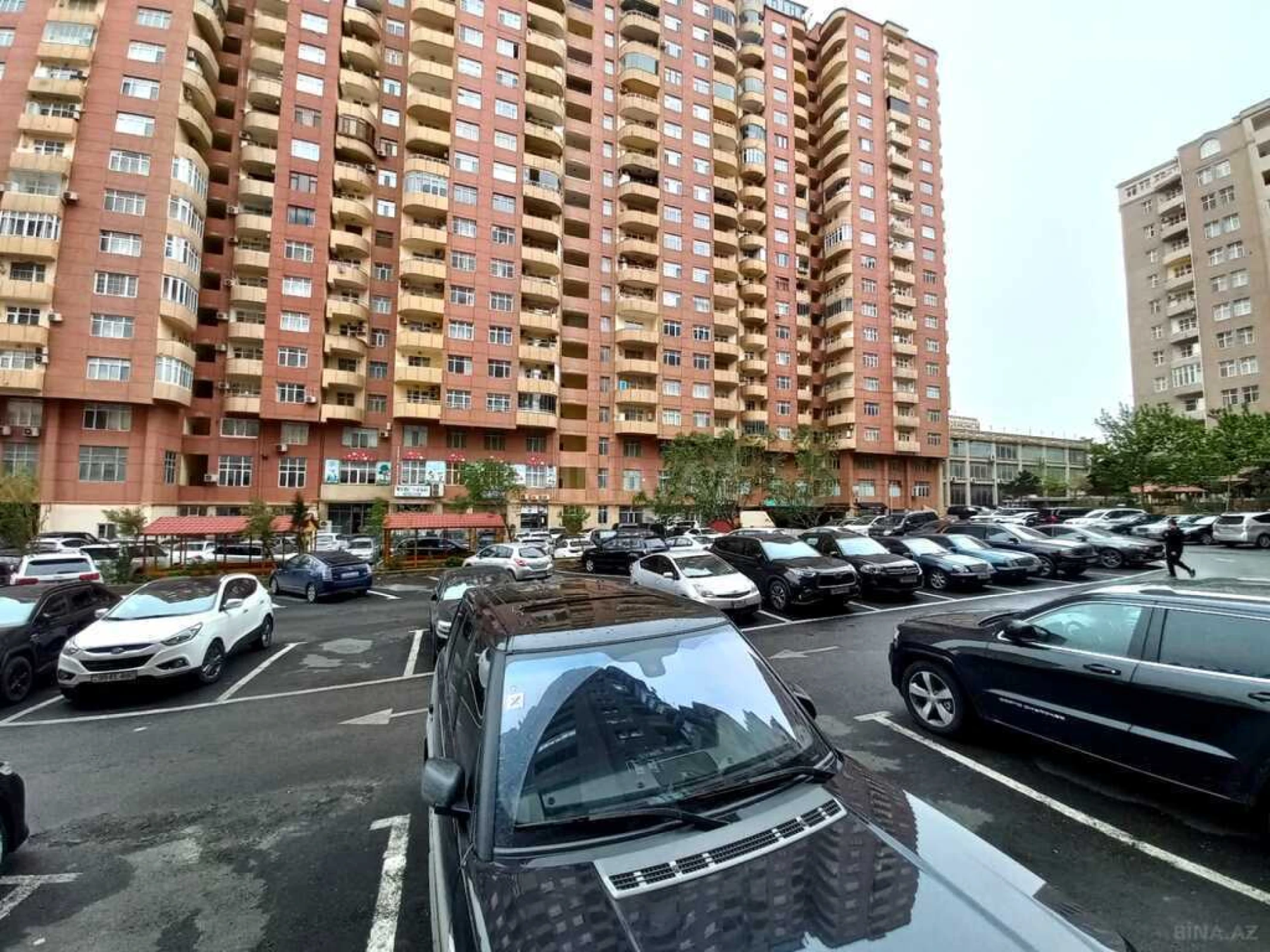 Satılır obyekt 70 m²